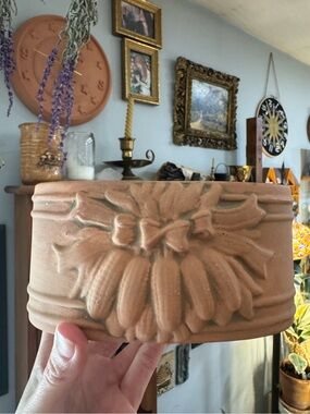 Vintage Cottage Core Embossed Corn with Bow Detailed Planter